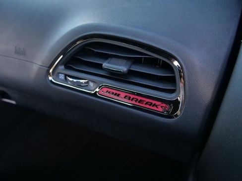Used 2023 Dodge Challenger SRT Hellcat RWD image 8