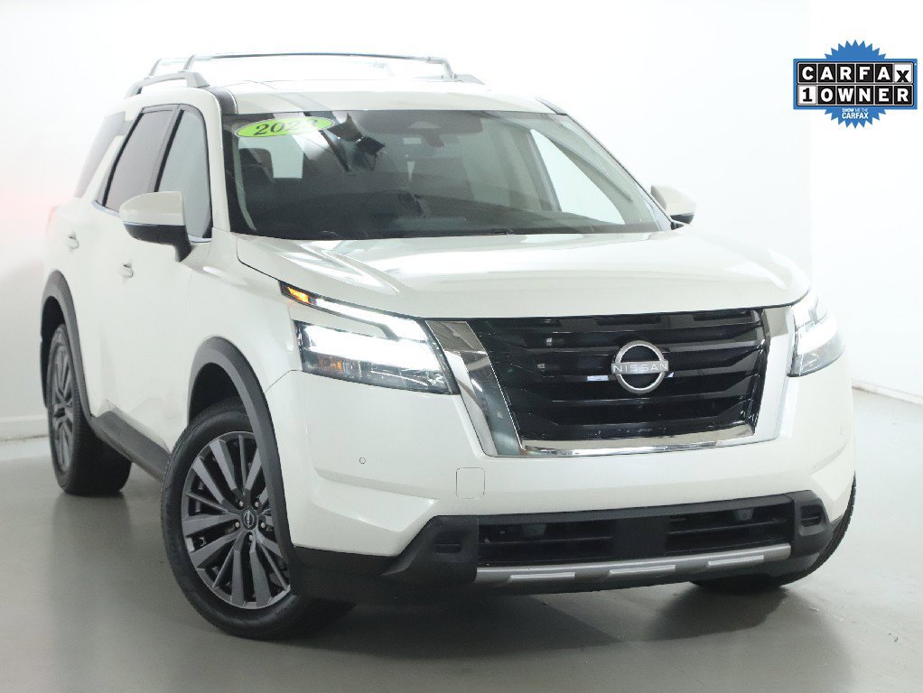 Used 2023 Nissan Pathfinder SL w/ SL Premium Package AWD/4WD image 2