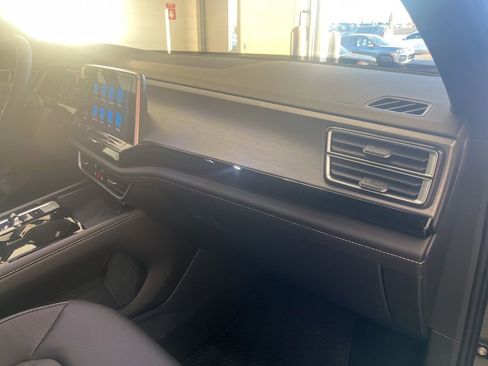 New 2026 Volkswagen Atlas Cross Sport SE AWD/4WD image 40
