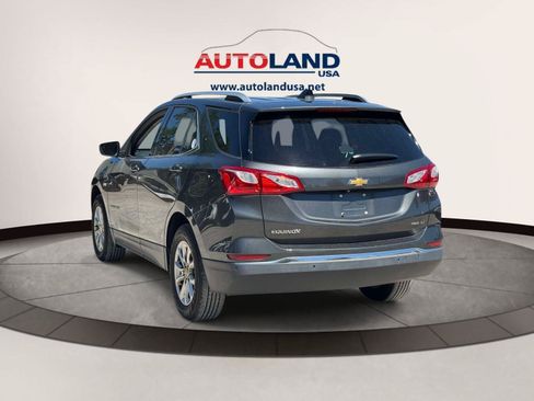 Used 2019 Chevrolet Equinox LT w/ Sun & Navigation Package AWD/4WD image 4