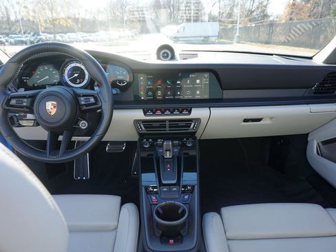 Used 2023 Porsche 911 Targa 4S image 16