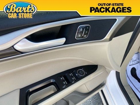 Used 2019 Ford Fusion SEL FWD image 24