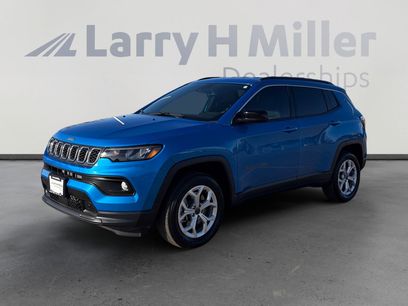Used 2025 Jeep Compass Latitude w/ Convenience Group