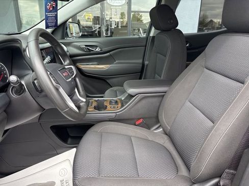 Used 2023 GMC Acadia SLE w/ Driver Convenience Package AWD/4WD image 3