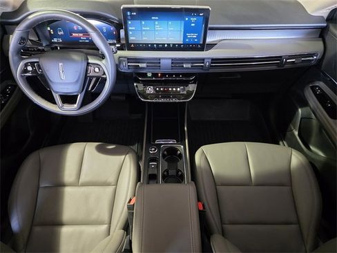 New 2025 Lincoln Corsair FWD w/ Equipment Group 101A image 26