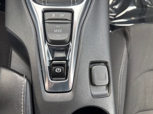 Used 2018 Chevrolet Camaro LS w/ Technology Package RWD image 21