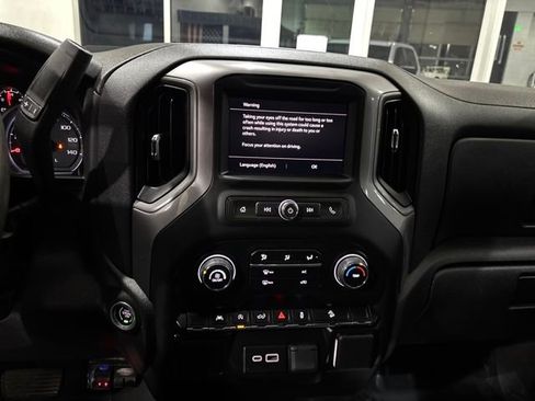 Used 2022 Chevrolet Silverado 1500 Custom Trail Boss w/ LPO, Dark Essentials Package image 20