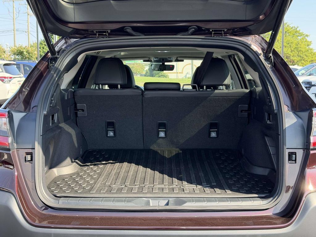 Certified 2025 Subaru Outback Limited AWD/4WD image 14