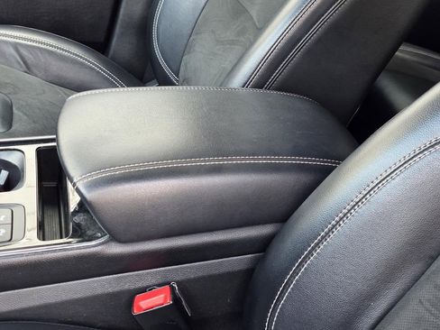 Used 2019 Ford Edge ST w/ Equipment Group 401A image 9