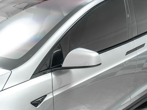 Used 2026 Tesla Model X Plaid AWD/4WD image 41