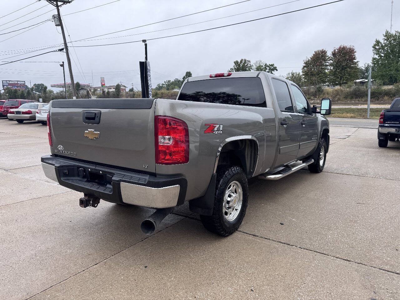 Used 2007 Chevrolet Silverado 2500 LT w/ 1LT Convenience Package AWD/4WD image 8