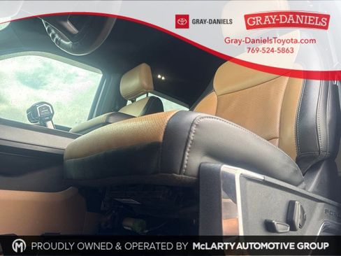 Used 2022 Ford F150 Lariat w/ Trailer Tow Package image 10