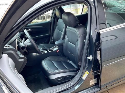 Used 2014 Chevrolet Malibu LT FWD image 25