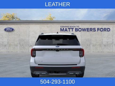 New 2026 Ford Explorer Active RWD image 7