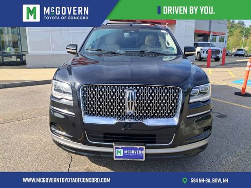 Used 2023 Lincoln Navigator L Reserve AWD/4WD image 11