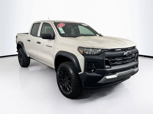 Used 2026 Chevrolet Colorado Trail Boss AWD/4WD image 9