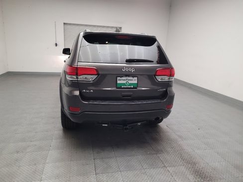 Used 2021 Jeep Grand Cherokee Laredo AWD/4WD image 6