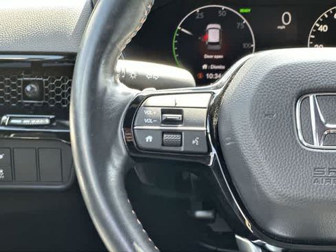 Used 2024 Honda CR-V Sport Touring image 9