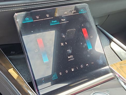 New 2025 Cadillac Escalade ESV Sport Platinum w/ LPO, ONYX Package image 14