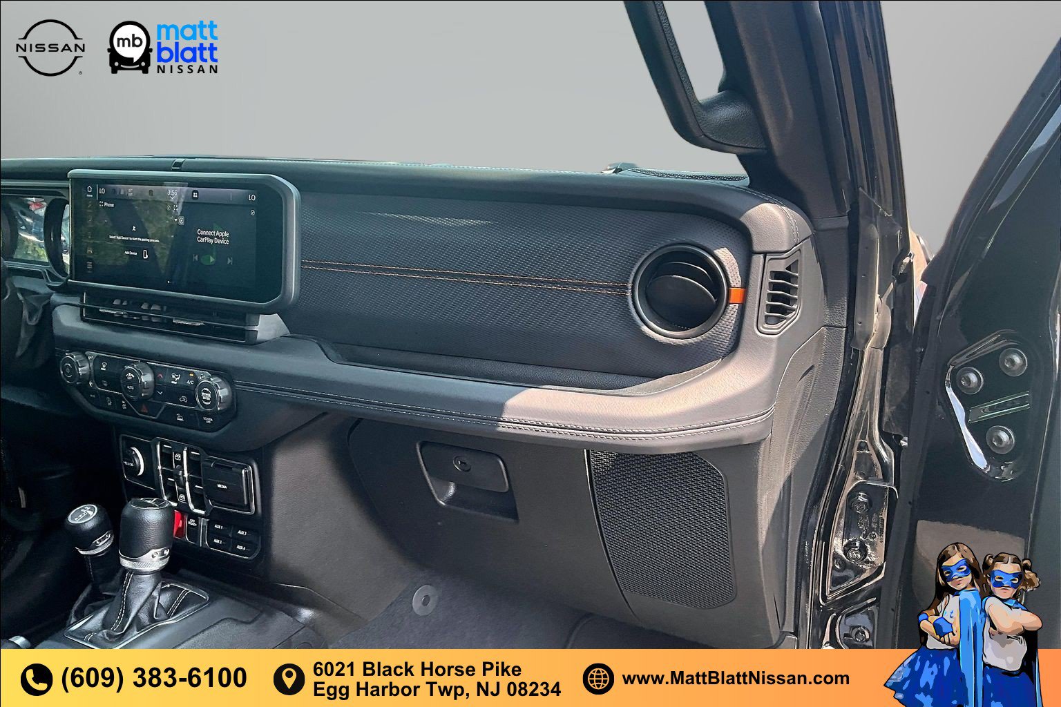 Used 2026 Jeep Gladiator Mojave AWD/4WD image 14