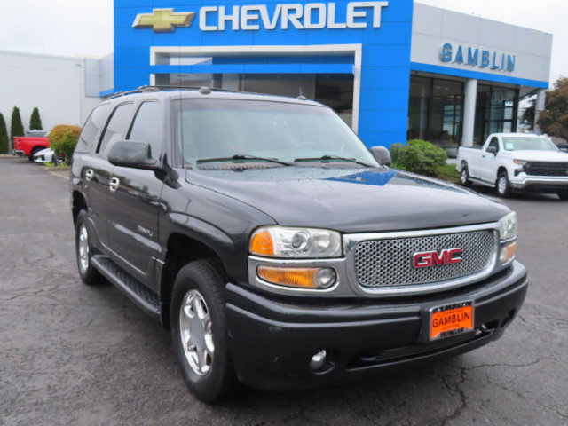 Used 2004 GMC Yukon Denali AWD/4WD image 1