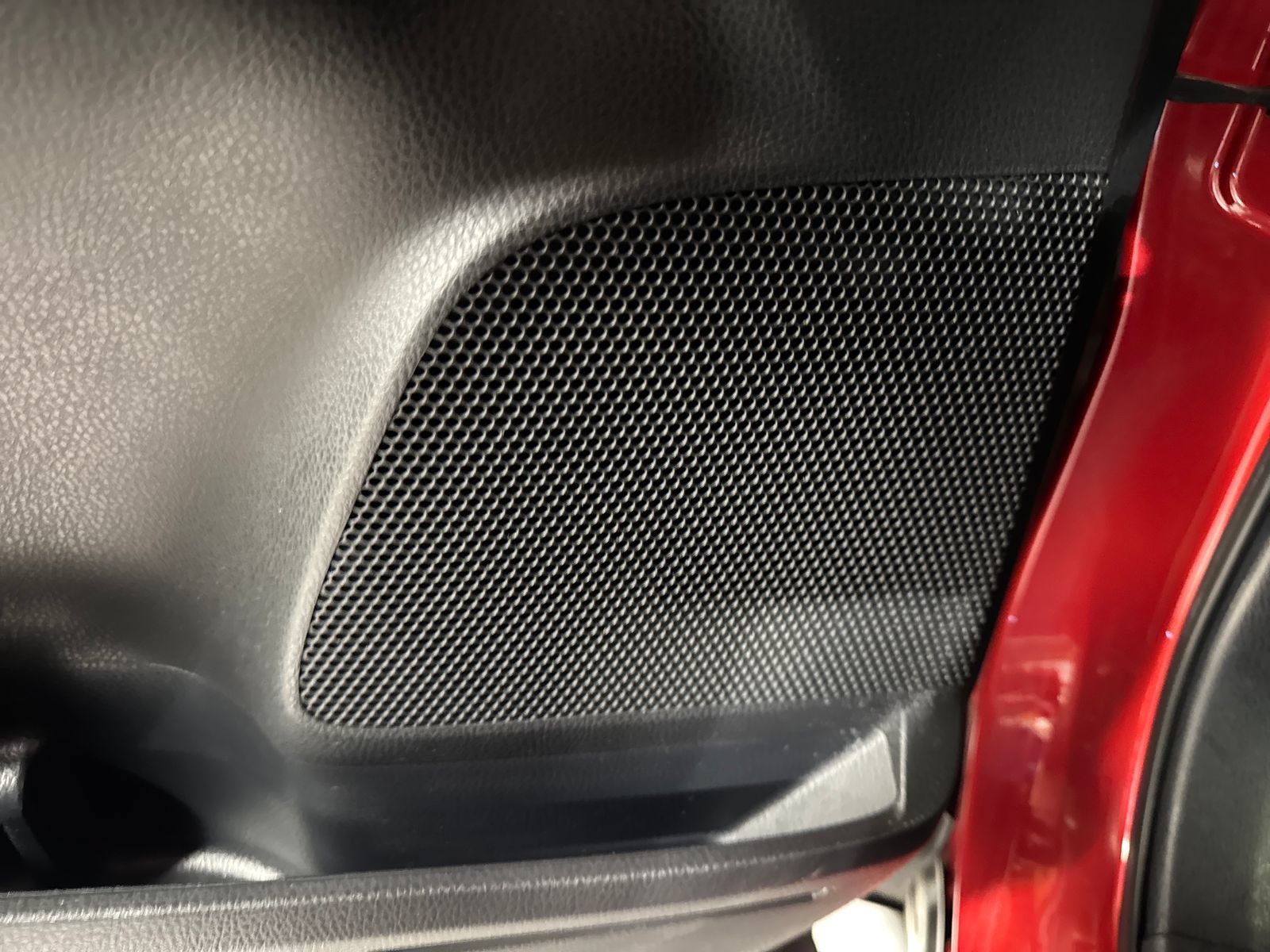 Used 2016 Toyota RAV4 LE AWD/4WD image 17