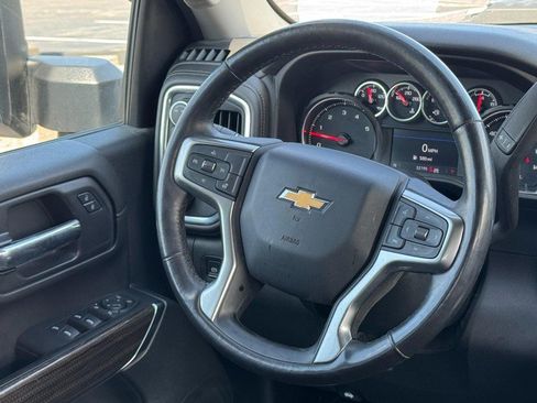 Used 2020 Chevrolet Silverado 3500 LT w/ Convenience Package AWD/4WD image 12