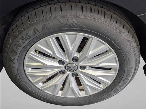 Used 2019 Volkswagen Jetta S w/ Driver Assistance Package FWD image 25