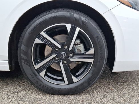 Certified 2024 Nissan Sentra SV image 8