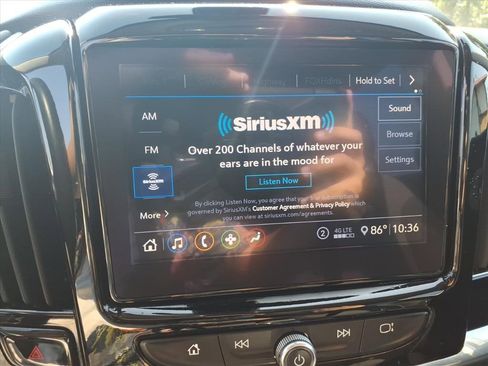 Used 2020 Chevrolet Traverse LT image 10