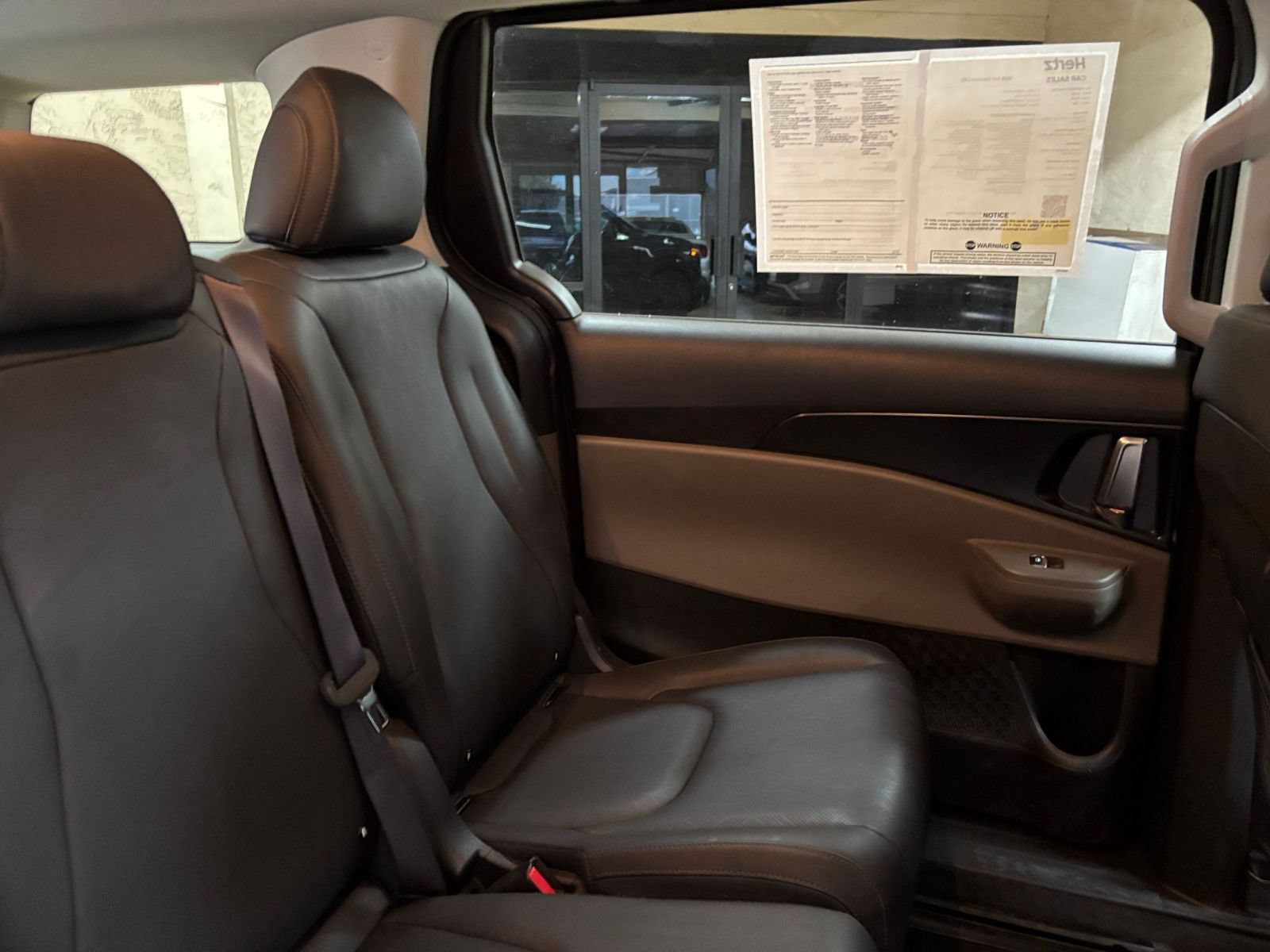 Used 2026 Kia Carnival FWD image 50