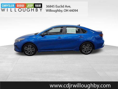 Used 2023 Kia Forte GT-Line w/ GT-Line Premium Package FWD image 5