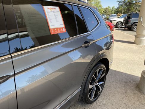 Certified 2023 Volkswagen Tiguan SEL R-Line AWD/4WD image 61