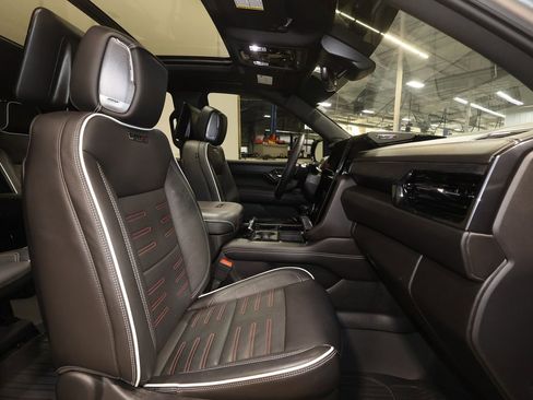 Certified 2026 GMC Yukon AT4 Ultimate image 30