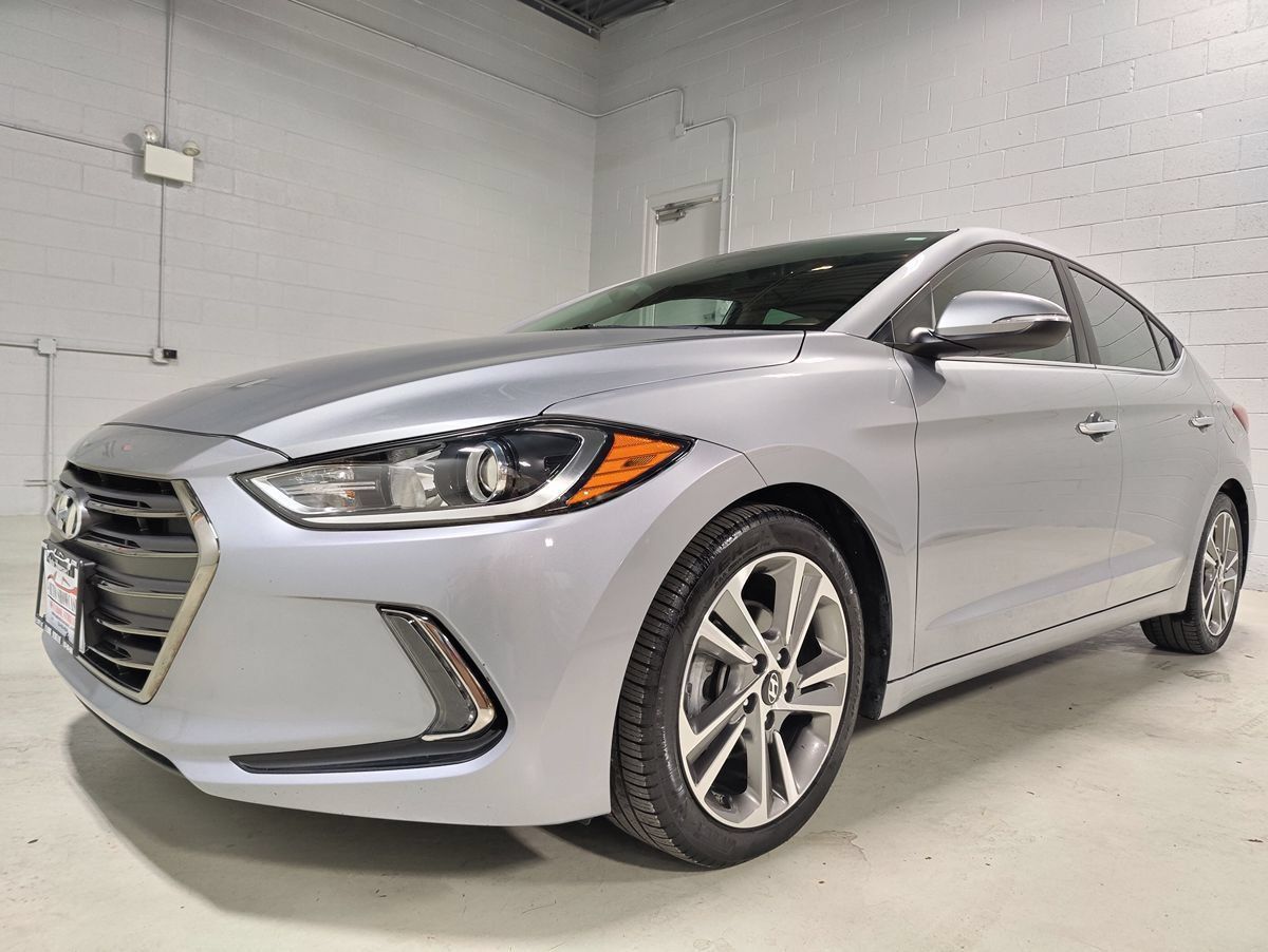 Used 2017 Hyundai Elantra Limited w/ Limited Tech Package 04 FWD image 19