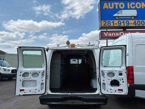 Used 2014 Ford E-150 and Econoline 150 image 16