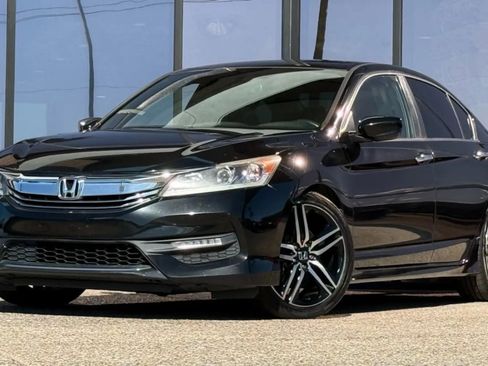 Used 2017 Honda Accord Sport Special Edition image 2