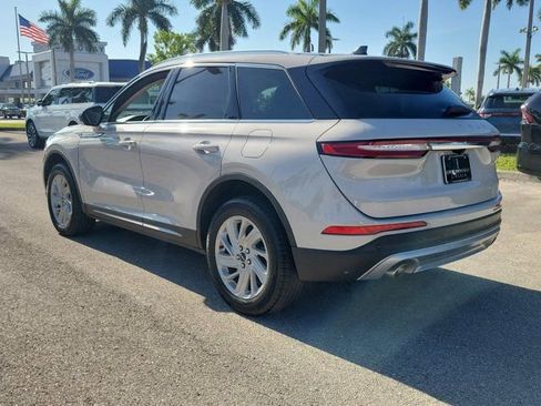 Certified 2022 Lincoln Corsair FWD image 4