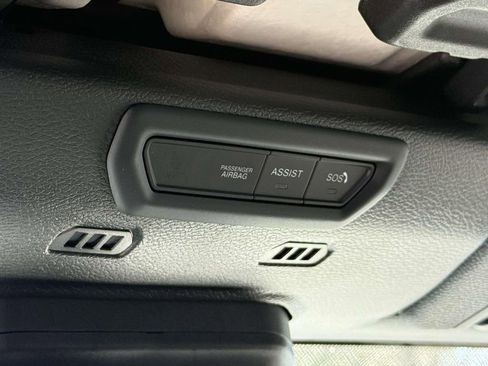 Used 2022 Jeep Wrangler Unlimited Sahara w/ Safety Group image 15