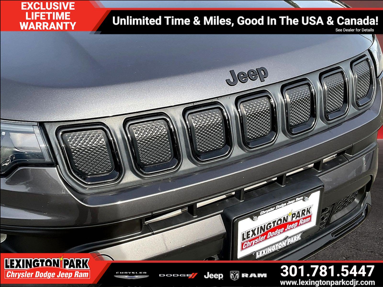 Used 2022 Jeep Compass Latitude AWD/4WD image 30