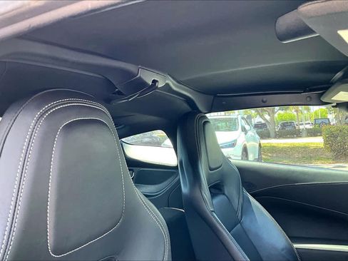 Used 2019 Chevrolet Corvette Stingray Coupe w/ 1LT RWD image 13