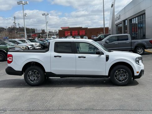 New 2026 Ford Maverick XLT image 7