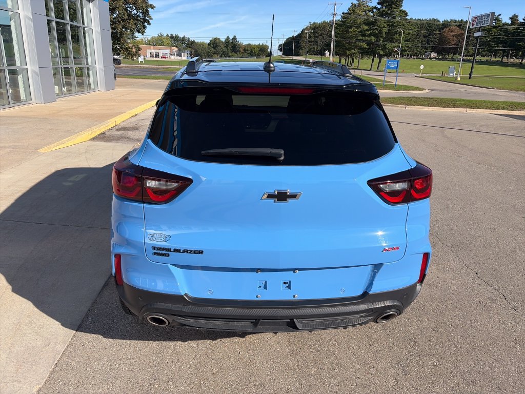 Used 2024 Chevrolet TrailBlazer RS w/ Convenience Package AWD/4WD image 8