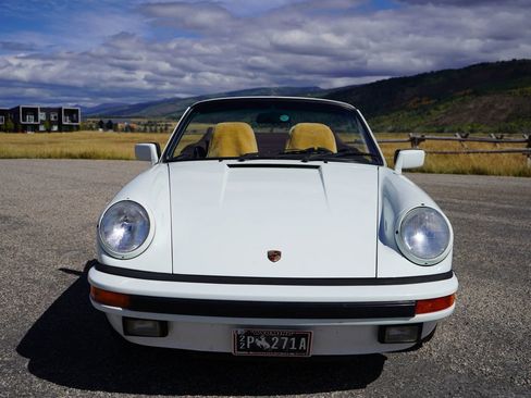 Used 1987 Porsche 911 Carrera image 2