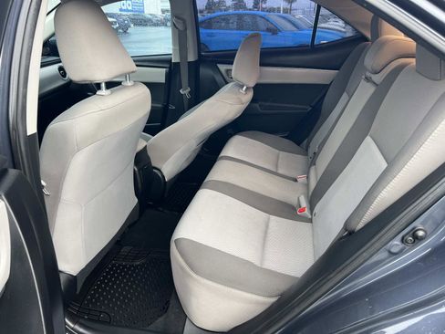 Used 2017 Toyota Corolla LE image 20