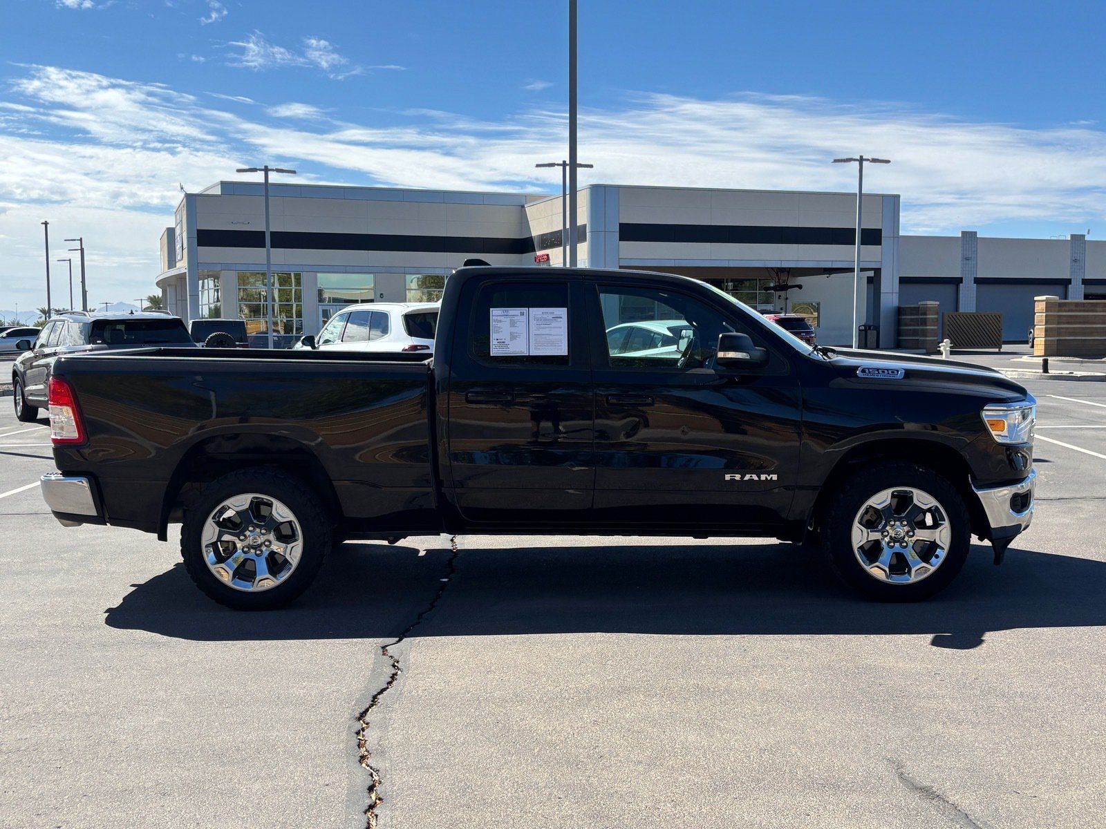 Used 2022 RAM 1500 Lone Star AWD/4WD image 3