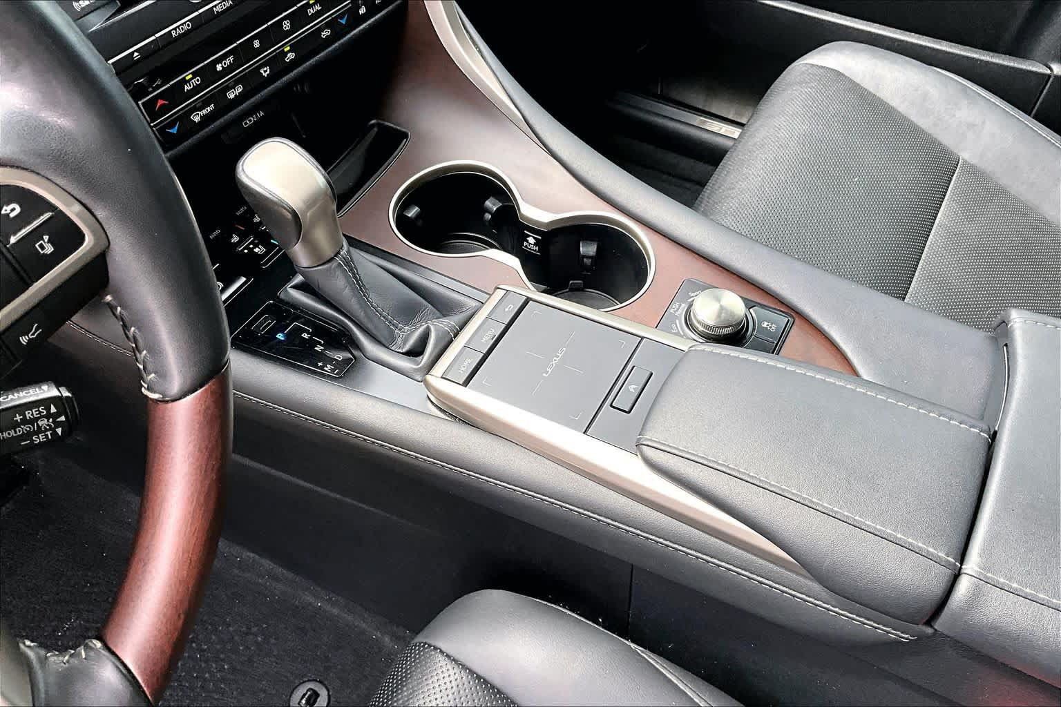 Used 2022 Lexus RX 350 FWD w/ Premium Package image 17