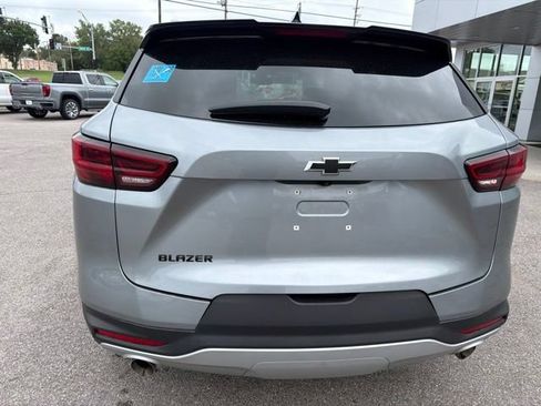 Used 2023 Chevrolet Blazer LT w/ Midnight/Sport Edition FWD image 21