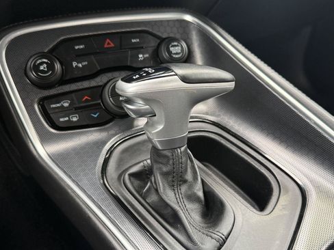 Used 2016 Dodge Challenger SXT Plus RWD image 20
