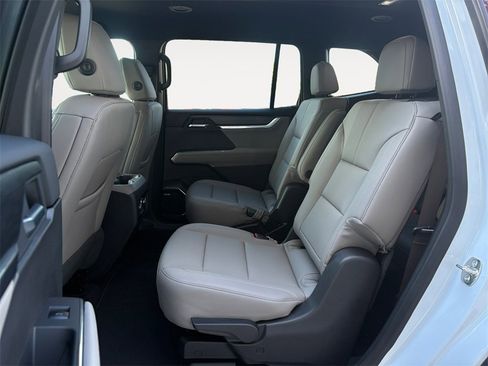 New 2026 GMC Acadia Elevation w/ Elevation Premium Package image 13